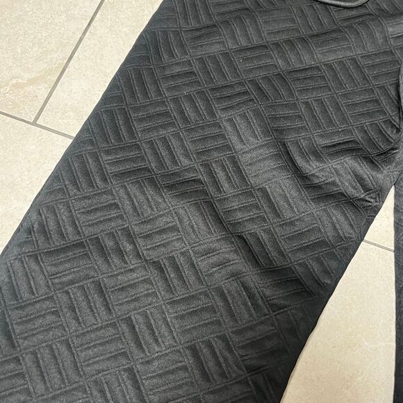 Mary Square Women’s Black Quilted Sweatersuit Set - Picture 9 of 12